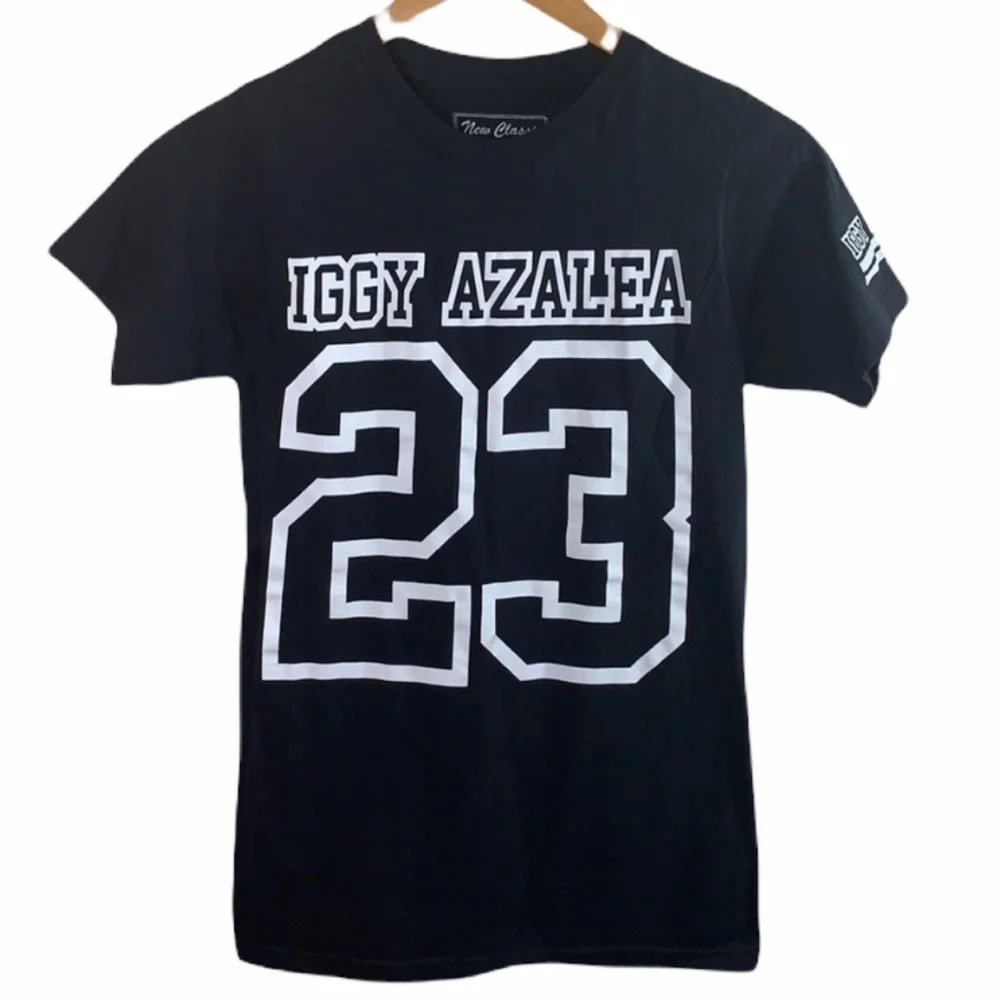 Iggy Azalea 23 jersey black tee shirt - Picture 1 of 4